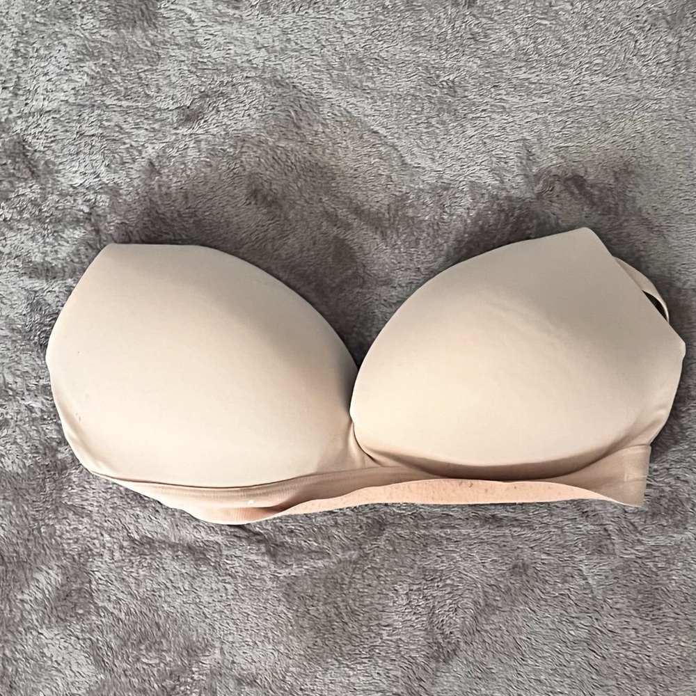 Victoria Secret Nude Bra 36DD No Underwire